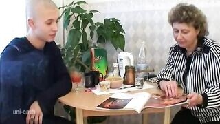 Magányos házastárs és a tini pasas