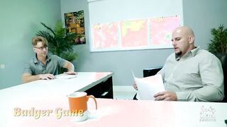 Perverz anyukák és a főnök durva farka