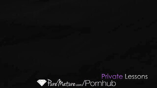 Puremature - Lillian Stone a méretes mellű milf