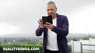 Reality Kings - Cherry Kiss segge keményen megkúrelva