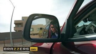 Brazzers - Kendra Lust imádja a termetes dákót