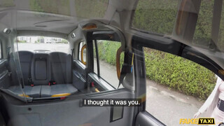 Fake Taxi - Fiatal picsák a taxissal hancuroznak