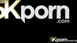 5KPorn - Naomi Blue puncija megkúrva