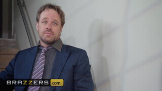 Brazzers - Brenna Sparks a bűbájos titkárnő