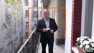 Izgató spanyol csajszi kielégíti a fasziját