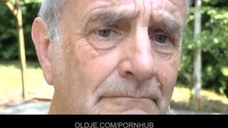 Oldje - az koros motoros és a tini pipi