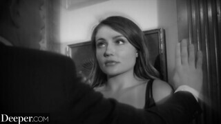 Emily Willis kedveli a tapasztalt pasikat - Deeper