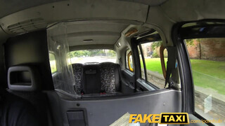 FakeTaxi - Bűbájos lengyel gádzsi megrakva