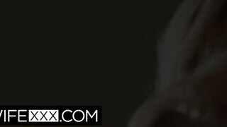 HotwifeXXX - Natalia Queen kedveli a óriási hímvesszőt