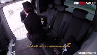 FuckedInTraffic - Jocelyne bűbájos cseh csaj és a sofőr