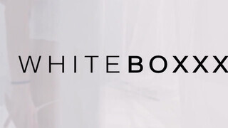 WHITEBOXXX - Jenny Wild romantikus kufircolása