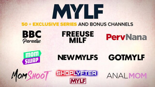 Mylf - ez a vonzó milf nem csak főzni tud