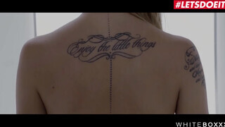 LETSDOEIT - az isteni cseh pipi : Belle Claire