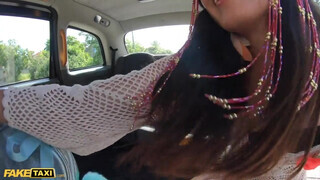 Fake Taxi - Linda Del Sol a latin hippi szuka