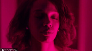 Deeper - Lacey London fehér farkat akart