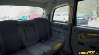 Fake Taxi - Francia escortos pipi megkúrelva