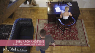 MOMxxx - Subil Arch a vadító orosz anyuci
