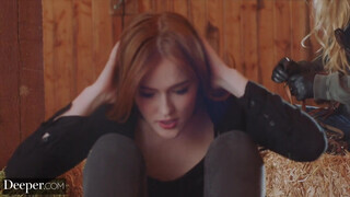 Deeper - Jia Lissa benyeli a gigászi pélót