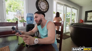 BANGBROS - Crystal Chase a méretes didkós latina bige