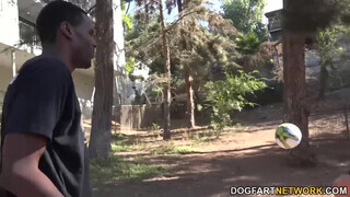 Jezabel Vessir fehér hapsi farkára vágyott