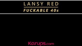Lansy Red a vonzó 40 éves milf