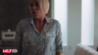 Milfed - Helena Locke a izgató nevelő anya