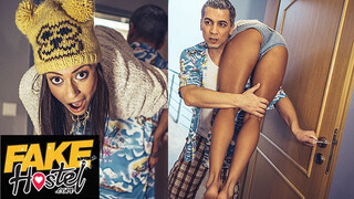Fake Hostel Porn - Cassie Del Isla a bűbájos turista szuka