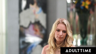 ADULT TIME - Rachael Cavalli-t a kívánatos tini bébiszitter ujjazza, majd nem tud ellenállni a lucskos lesbi 69-nek!