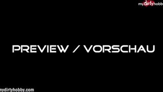 Világos Szőke tini gádzsi sztrapkóban pattan a faszra kint a castingon