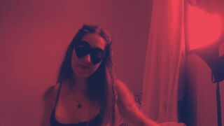 Tini cosplay nőci peckezik a tanár segítségével 2. rész