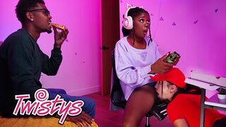 Twistys sztárjai, Hazel Grace és Rissa May forró lesbi kalandja hatalmas mellekkel és lyuk nyalással